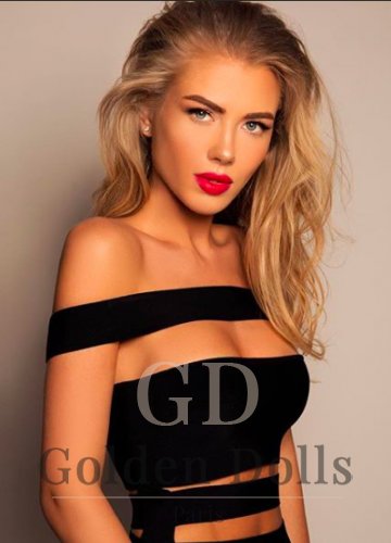 Camilla Paris elite escort