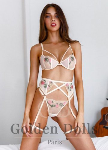 Christine elite travel escorts Paris