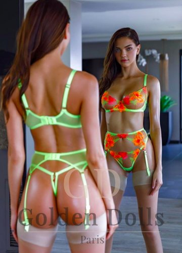 Christine elite travel escorts Paris