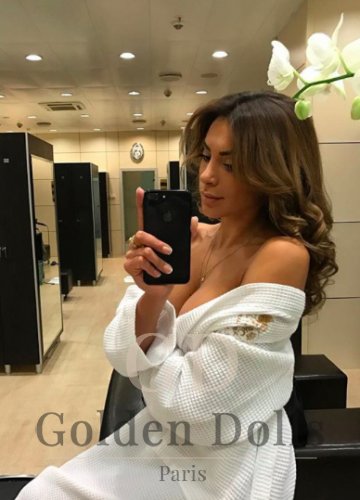 Donna elite escort Paris