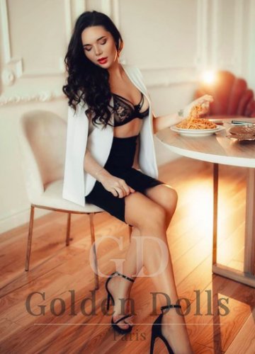 Katty Paris escort babes