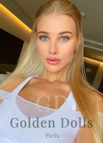 Kelly luxury escorts Paris