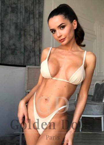 Top class escorts Paris Miranda