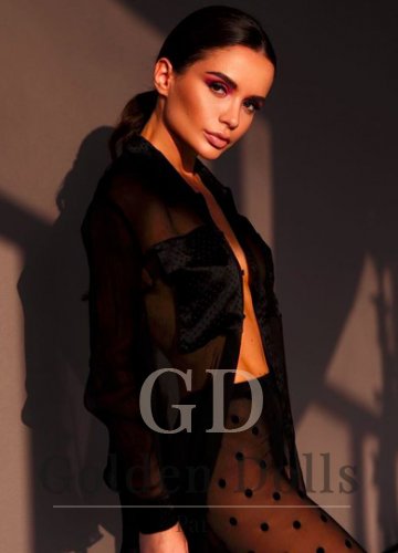 Top class escorts Paris Miranda