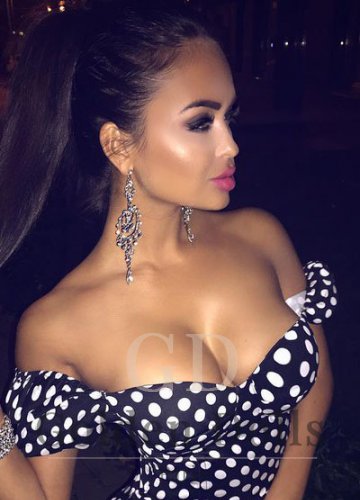 Upscale escorts Paris