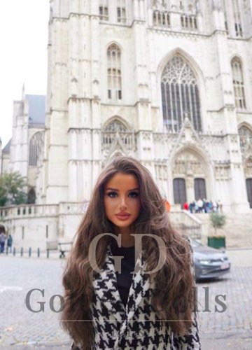 High end Paris escort