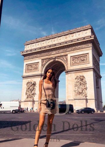 High end Paris escort