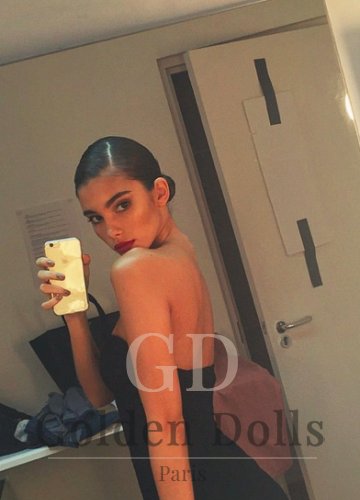Elite Paris escorts Sonia