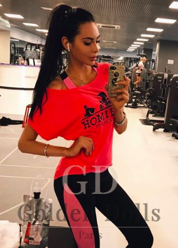 Elite gfe escort Paris